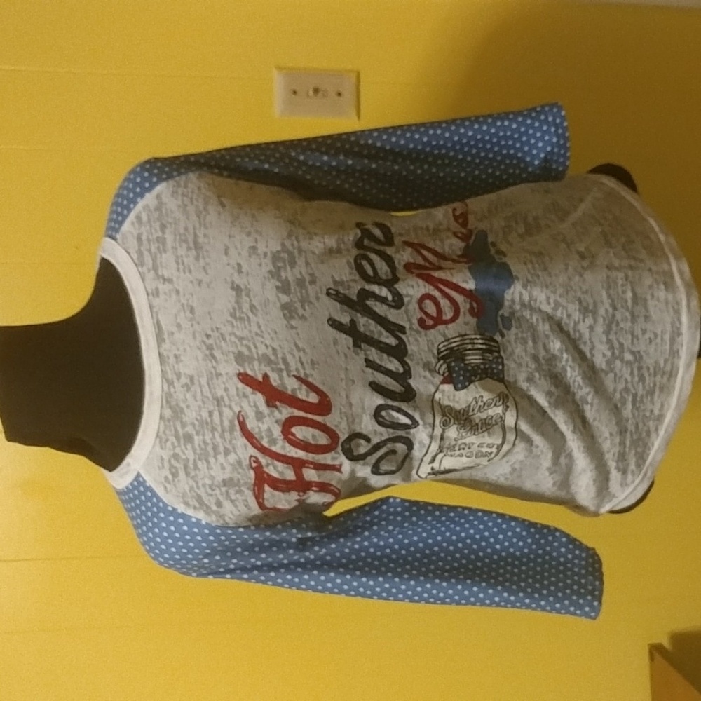 Raglan tee